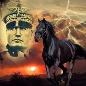 fascismo mussolini cavallo