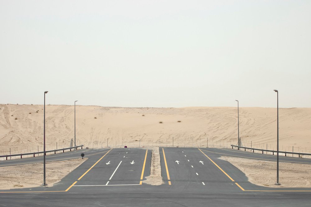© Philip Cheung The edge of the desert. Dubai, United Arab Emirates 2011