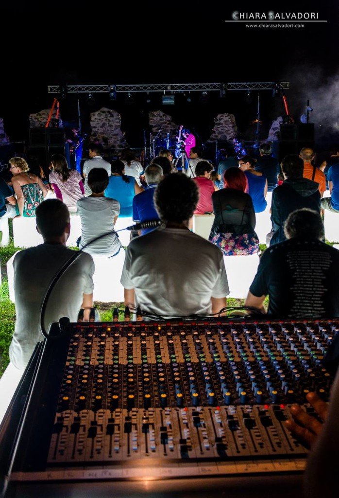 Il pubblico del concerto a Calizzano © Foto di Chiara Salvadori