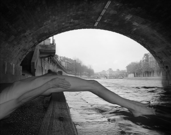 6 © Arno Rafael Minkkinen, Le Pont du Change, Paris, 1996