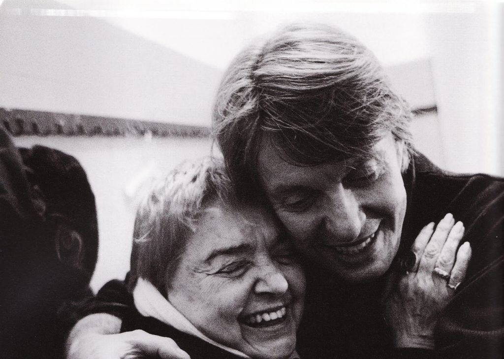 Fernanda Pivano e l'amico Faber liberodiscrivere.it