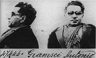 Foto segnaletica di Gramsci nel 1933. Fonte: Wikipedia