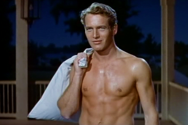 29la-lunga-estate-calda-paul-newman-sul-patio.png