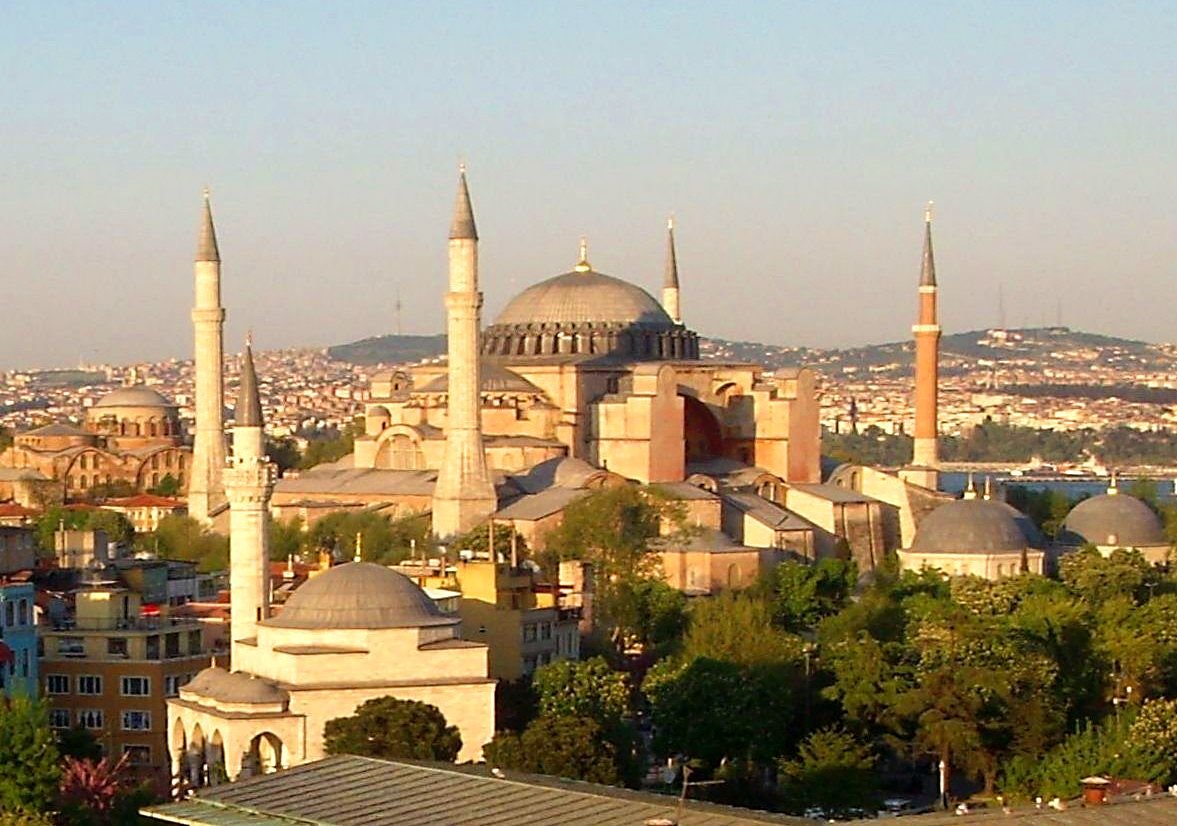 istanbul_-_santa_sofia_-_general