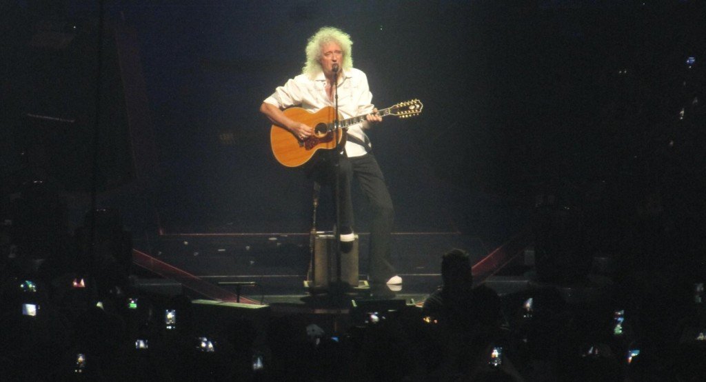 Brian May assolo