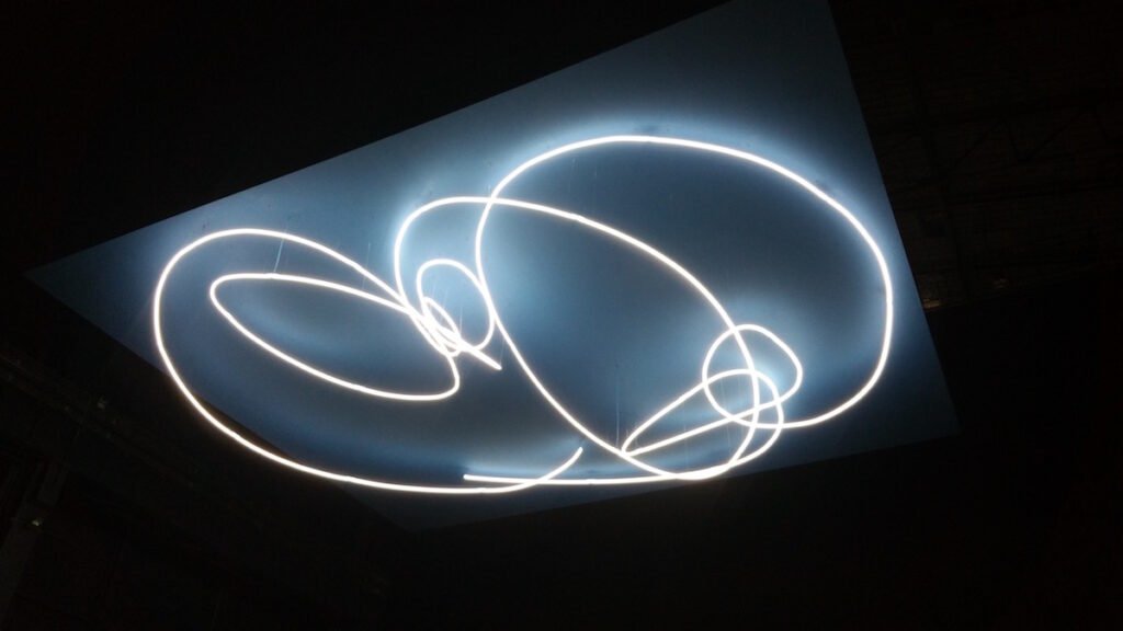 Concetto spaziale  di lucio fontana