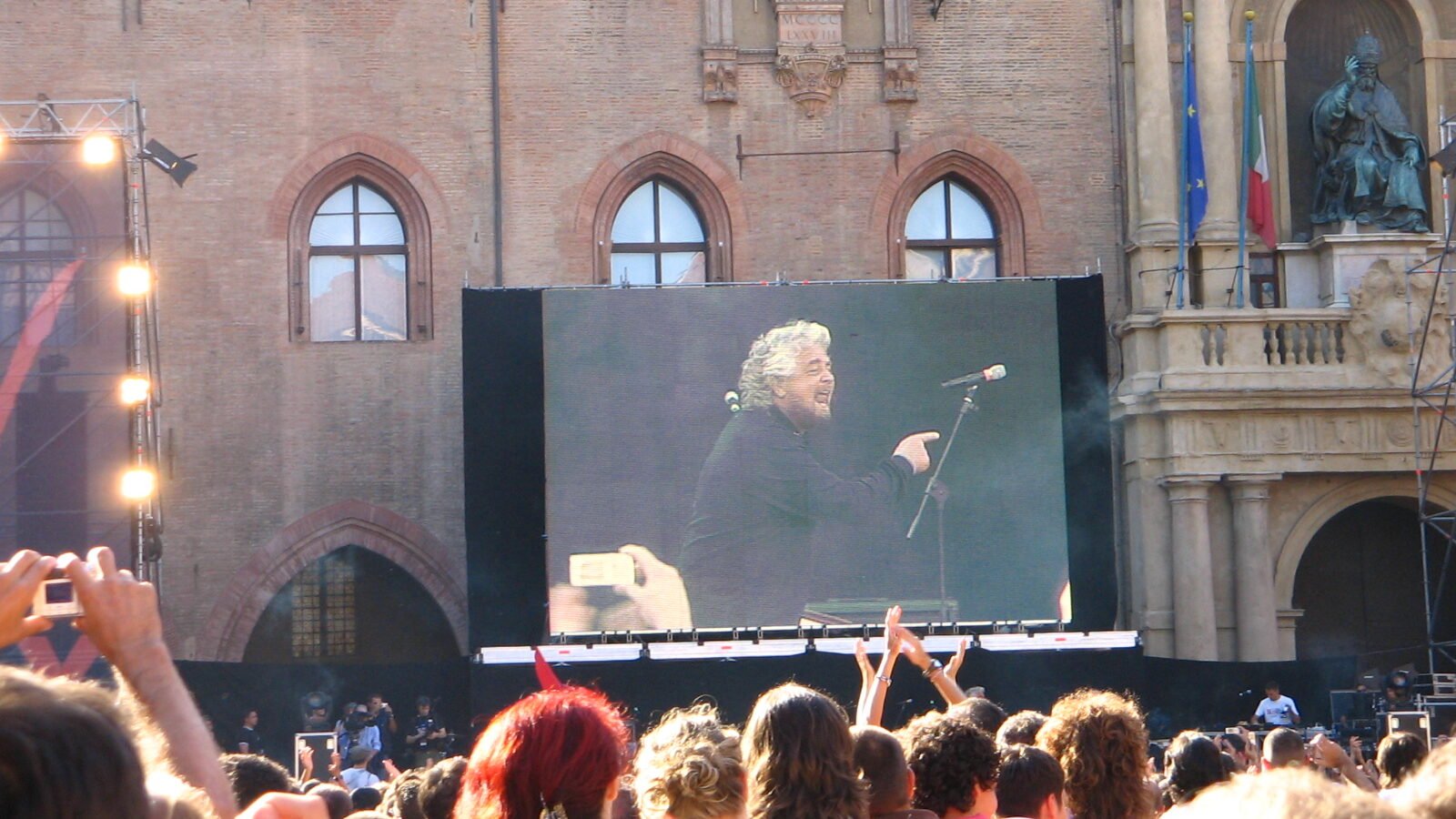 tormentoni politica grillo