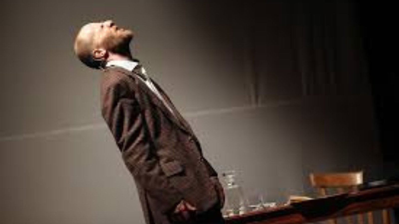 spezzone dello spettacolo teatrale Novecento, interpretato da Giole Peccenini