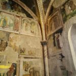 Affreschi trecenteschi di scuola giottesca dedicati alla vita di San Francesco nella Cappella dei Conti di Celano a Castelvecchio Subequo